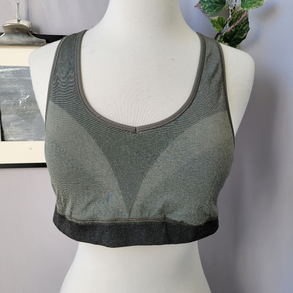 lululemon athletica Other - Lululemon Seamless Racerback Train Bra Light Support B/C Cup 10
